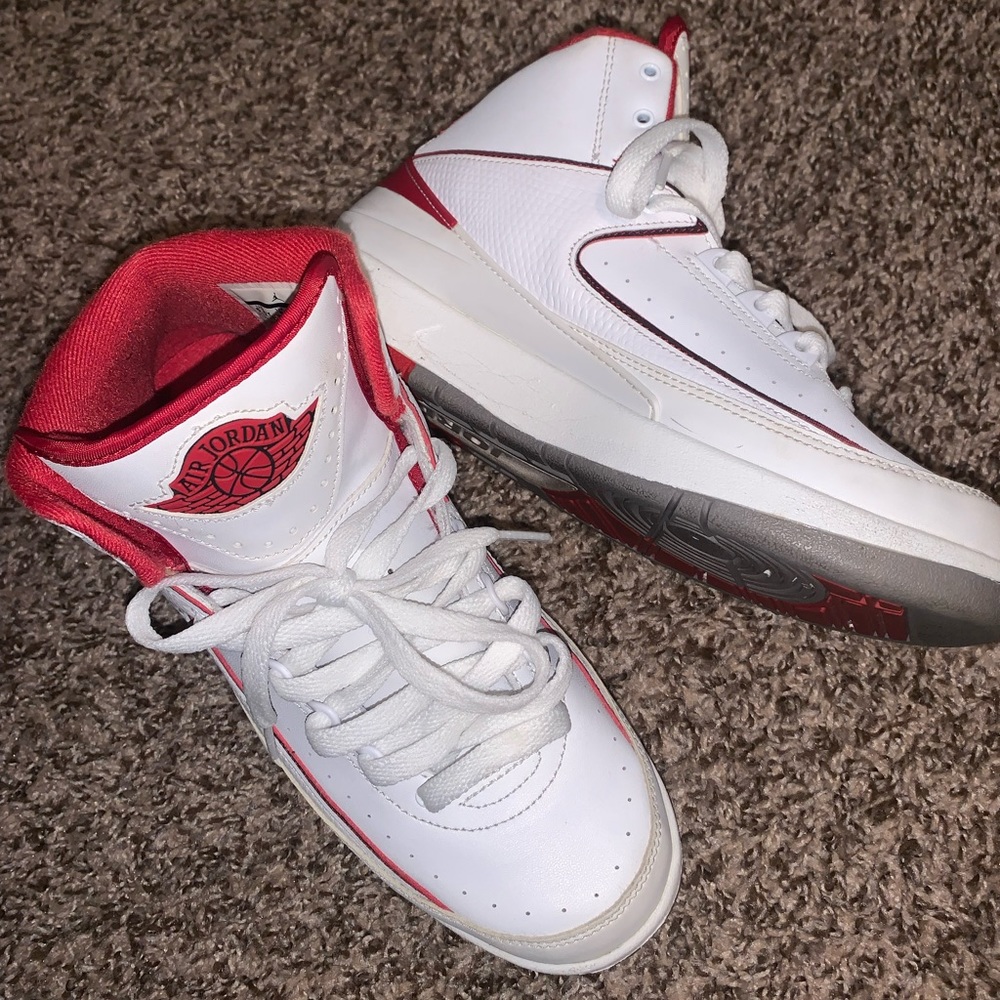Varsity Red Jordan 2s